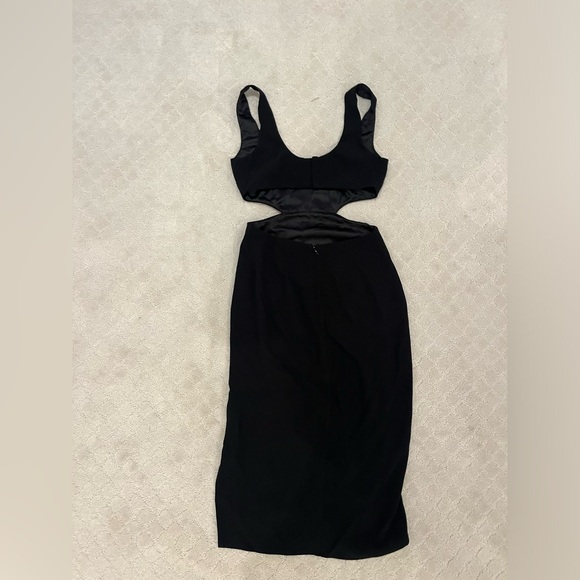 Lovers and Friends Titus Midi Dress in Black - Picture 4 of 5